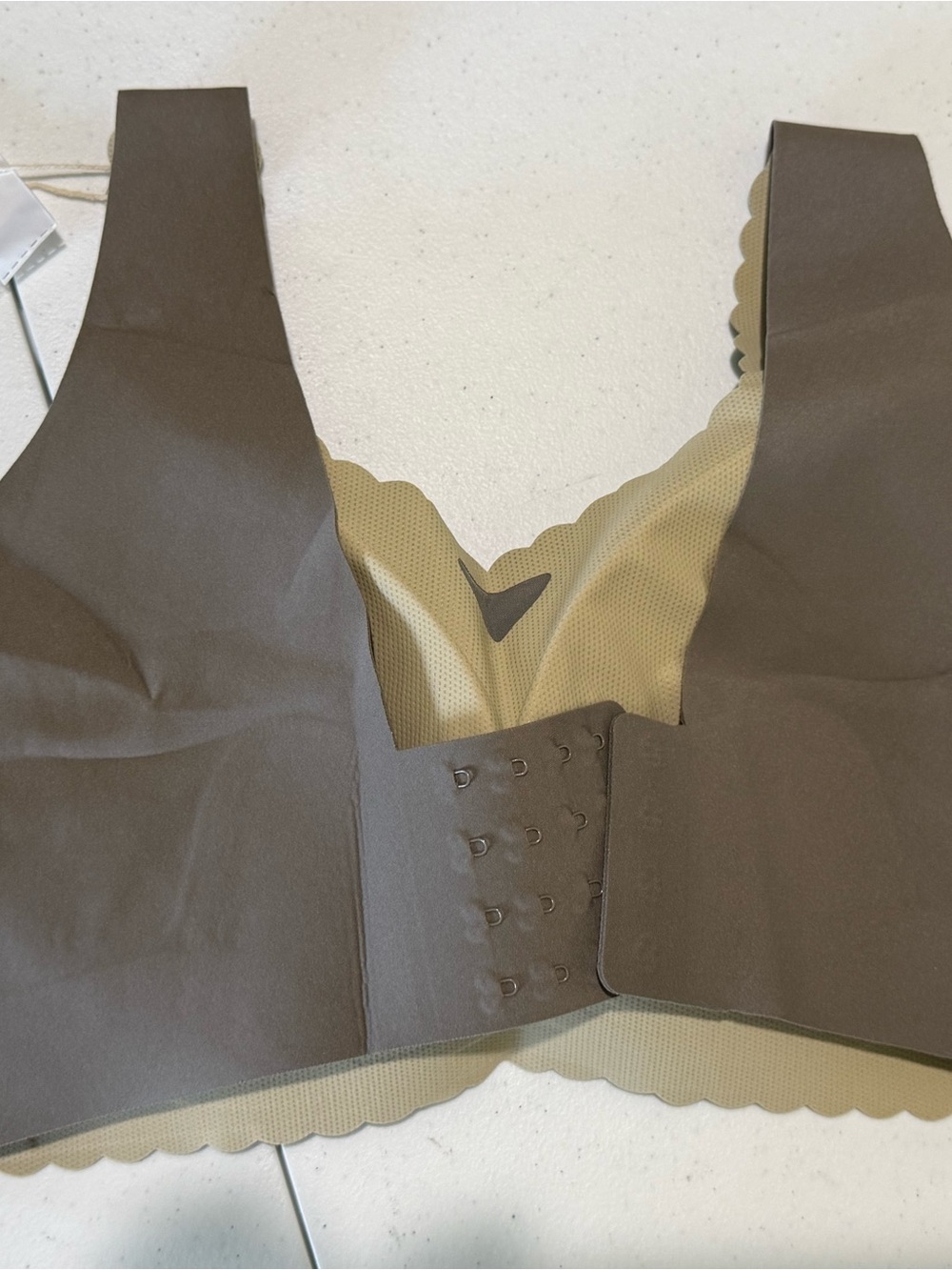 Forlest Scalloped Wireless Seamless Bra in cafe latte - Picture 2 of 4